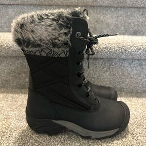 Keen Hoodoo Boots Women’s/Youth Size 5